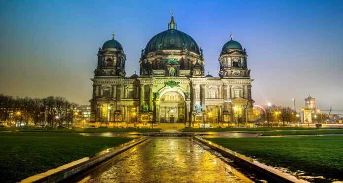 2014-04-09 Berlin panthermedia_bloodua3 Mehr als nur Geschichte: Der Berliner Dom