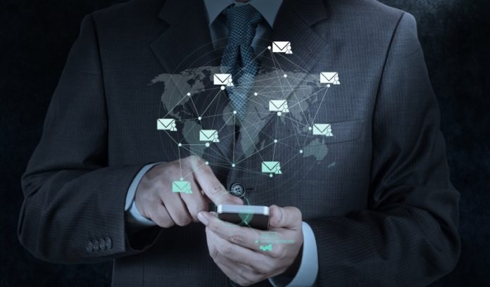Revolutionierendes Kommunikationsmittel: Die E-Mail