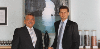 Bilden nun ein Familienunternehmen: Hans und Patrick Topol.