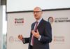Telekom-CEO Timotheus Höttges: Auf dem Gipfeltreffen der Weltmarktführer sprach er Klartext.