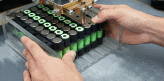 Wartungsfreier Akku-Pack: In Europa ist BMZ Marktführer (© BMZ Batterien-Montage-Zentrum GmbH)