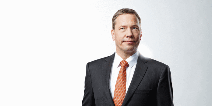 Hat den Zeitpunkt für den „richtigen“ Einstieg bei Aktien untersucht: Dr. Max Schott (© privat)