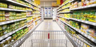 Ruhe vor dem Sturm: Der M&A-Markt sammelt Kräfte fürs Einkaufen (© fotolia/Eisenhans)