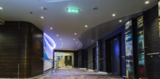 Schiffsinterieur: Die R&M International ist hier ein Marktführer. (© R&M International)