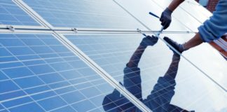 Installation einer Solaranlage: Deutsches Know-How im Ausland ist sehr gefragt.