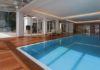 Kühnej Pool & Wellness baut großzügig: Ene Schwimmhalle kann zum Zentrum des Hauses werden. © Kühne Pool & Wellness AG