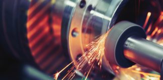 M+E Industrie kämpft mit massiver Standortschwäche Metallverarbeitung