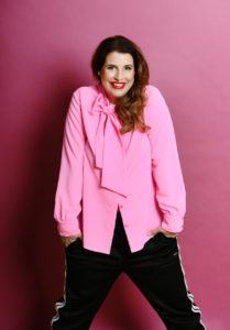 Elena Uhlig ist als deutsche Schauspielerin aus TV-Formaten wie „Tatort“ oder Kinofilmen wie „Der Junge muss an die frische Luft“ bekannt. Elena Uhlig ist als deutsche Schauspielerin aus TV-Formaten wie „Tatort“ oder Kinofilmen wie „Der Junge muss an die frische Luft“ bekannt.