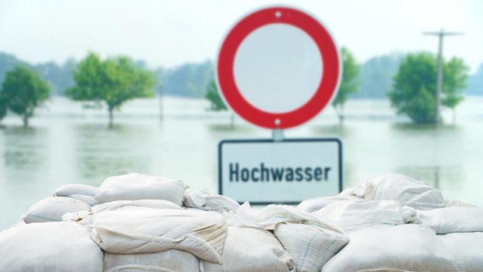 Steuererleichterungen für Hochwassergeschädigkte und Helfer