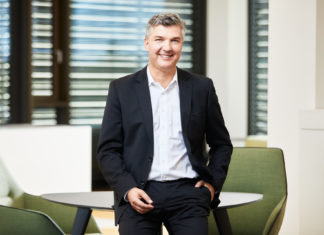 Thomas Peukert wird CEO bei Meiko Der langjährige CTO Dr.-Ing. Thomas Peukert (50) ist zum 1. Juli 2021 zum neuen CEO beim Stiftungsunternehmen Meiko bestellt worden.