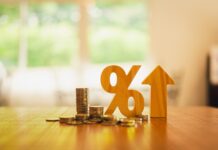 „Wenn wir dem Management keinen Gebrauchtwagen abkaufen würden …“ Erfahrene Investoren setzten auf deutsche Mittelständler, betonen persönliche Analysen und langfristige Anlagestrategien.