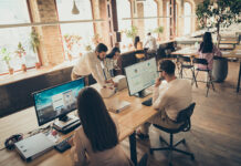 Coworking-Anbieter WorkRepublic ist insolvent Der bundesweit agierende Coworking-Anbieter WorkRepublic hat in Folge der Corona-Pandemie mit stark rückläufigen Umsatzerlösen zu kämpfen. Aus diesem Grund musste die Münchener pro.work GmbH als Betreiber der Marke WorkRepublic beim Amtsgericht München einen Insolvenzantrag stellten. Das Gericht bestellte Dr. Alexander Zarzitzky von Anchor Rechtsanwälte am 05.01.2024 zum vorläufigen Insolvenzverwalter.