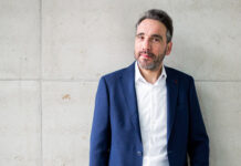 Wechsel in der AGP-Geschäftsführung Zum 1. Januar 2024 wurde Dirk Lambach per Vorstandsbeschluss zum Geschäftsführer des Bundesverbands Mitarbeiterbeteiligung - AGP bestellt.