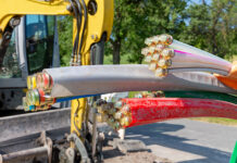 Glasfaserunternehmen Soli Infratechnik wird restrukturiert (c) ThomBal_adobe_Stock