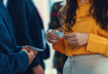 Manche Firmennamen sind für Familienunternehmen vorteilhafter als andere. Das geht aus einer neuen Studie der HEC Paris hervor.