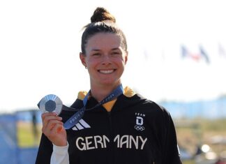 Esther Henseleit: „Ich versuche immer, mein Bestes zu geben“ Die deutsche Esther Henseleit holte bei den Olympischen Spielen die Silbermedaille im Golf, knapp hinter der neuseeländischen Lydia Ko.