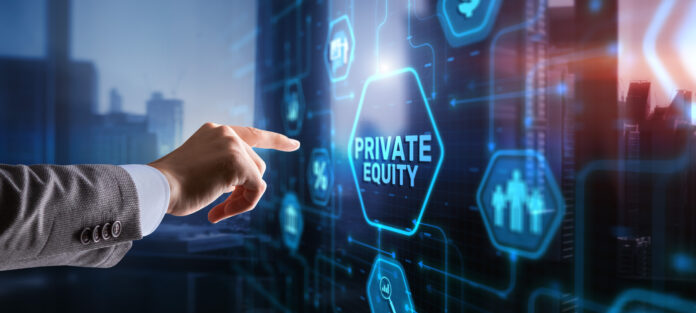 Private equity investment business concept. Technology Internet concept Moonfare ermöglicht Investments in die Assetklasse Private Equity über eine stark wachsende digitale Plattform.