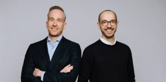 Kagerer wurde von Florian Schwarz gemeinsam mit einem Partner das Augsburger Handelsunternehmen, ohne Konzernkapital übernommen.