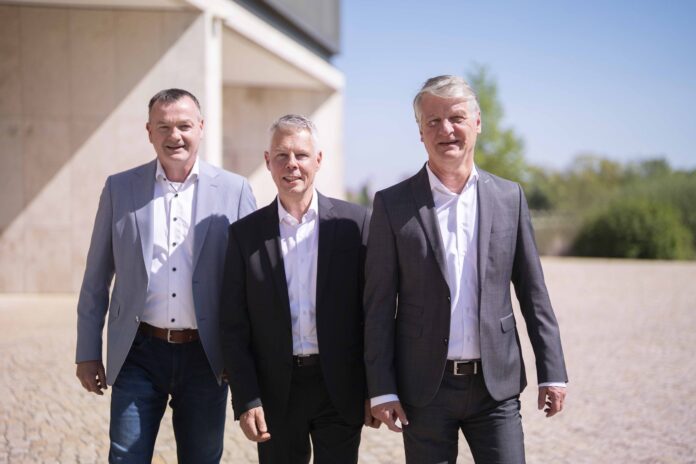 v.l.n.r.: Michael Meis, Carsten Krull und Dr. Thomas Drews (Foto: @moegrafie)