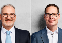 (v.l.) Joachim Zobel, Alexander von Saenger. Foto: Schultze&Braun