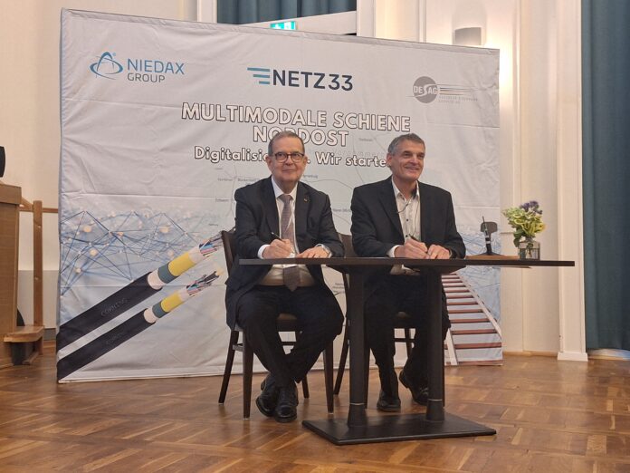 KopperationvertragReufelsrechtsBöhmelinksFotoDESAG