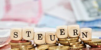 Familienunternehmen fordern Steuersenkungen für ihre Mitarbeiter Die Steuer- und Abgabenlast für Arbeitnehmer ist für deutsche Familienunternehmen derzeit das größte Hindernis im Steuersystem.