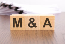 M&A 2025: Viel Wert, wenig Deals usländische Käufer und Private Equity prägen die großen Transaktionen, während die Aktivität ab November nahezu einfriert.