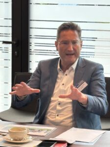 Prof. Dr. Georg Streit, Partner bei Heuking