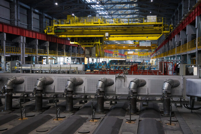 Restrukturierung bei Aluminium Rheinfelden: Zwei Gesellschaften beantragen Eigenverwaltung, 185 Beschäftigte sind betroffen.