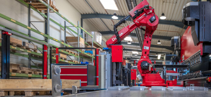 Die PSW-Umformtechnik GmbH hat sich als verlässlicher Spezialist in der industriellen Feinblechbearbeitung am Markt2